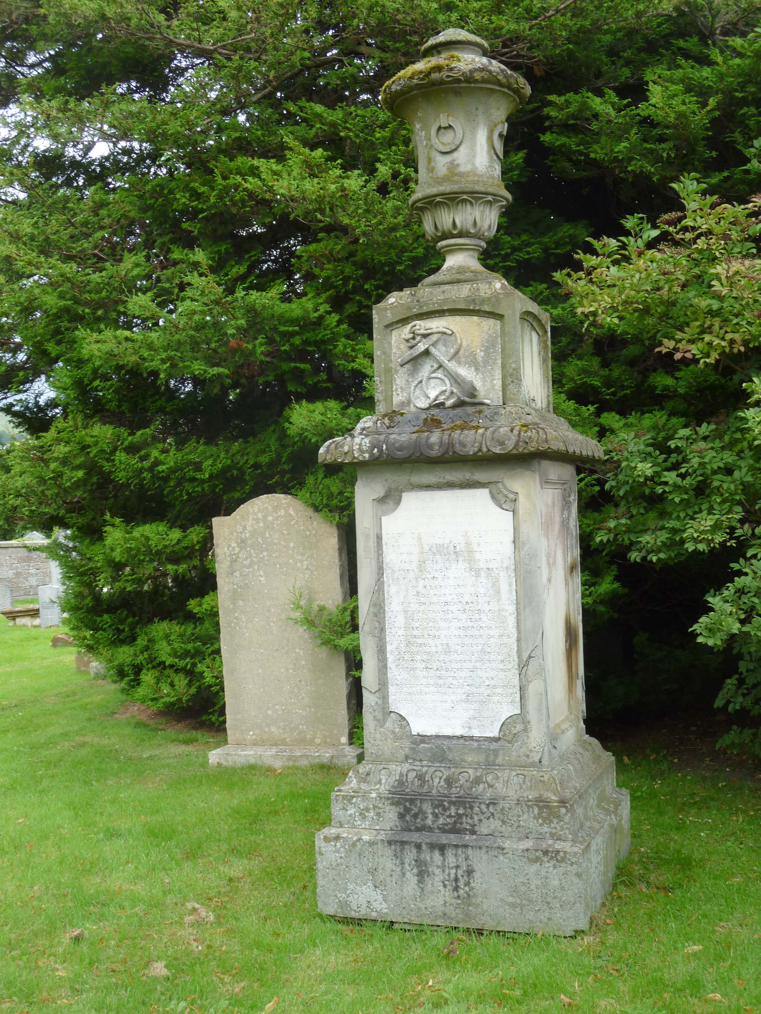 Photo of headstones/Don MacLennan Capt hdstn St Clements Dingwall